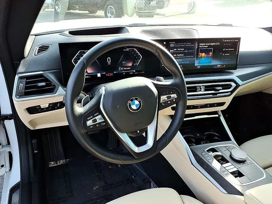 Used 2024 White BMW xDrive image 22