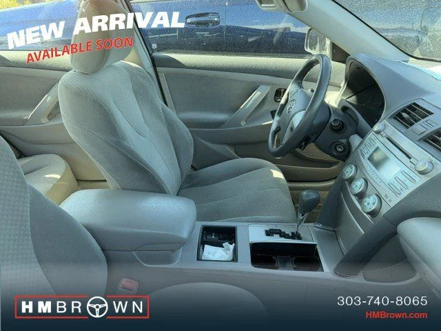 Used 2008 Magnetic Gray Metallic Toyota LE image 5