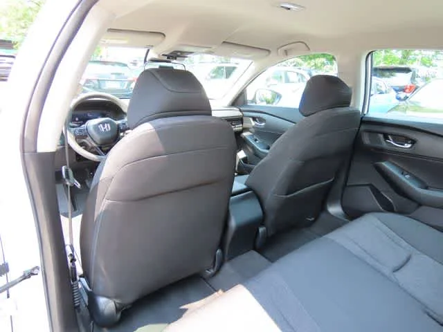 2023 Honda Accord LX - Photo 13