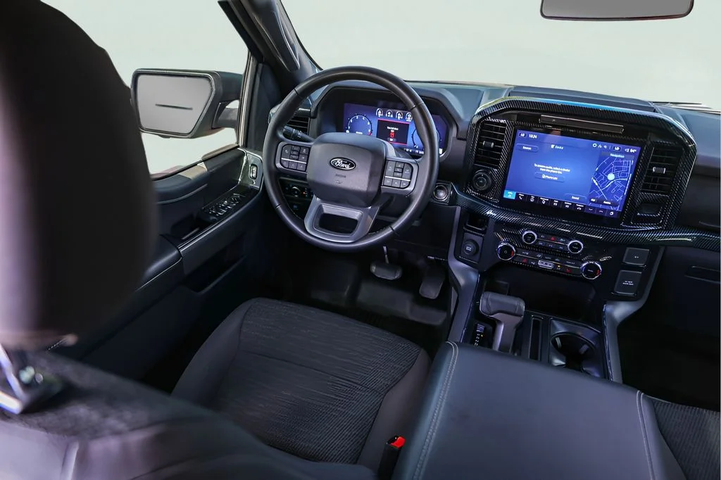 Used 2025 White Ford XLT image 22