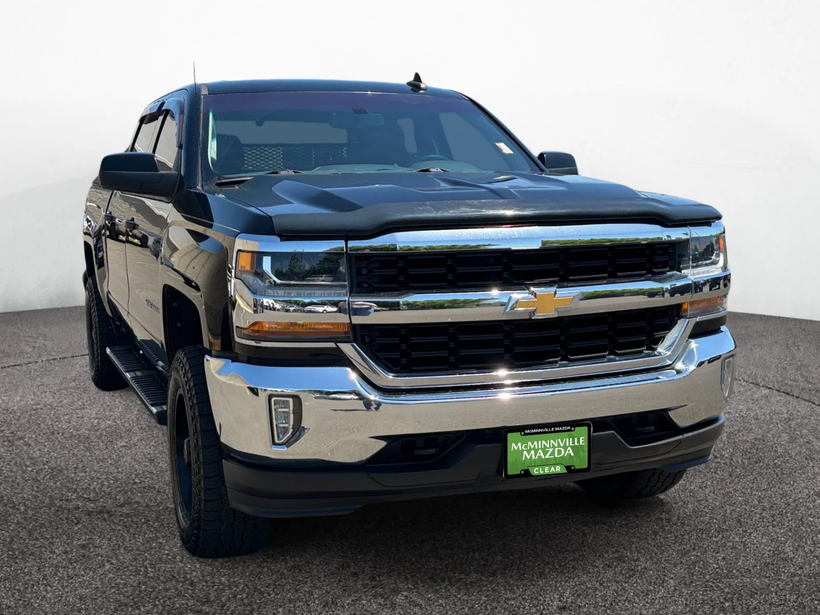 Used 2017 Black Chevrolet LT image 7