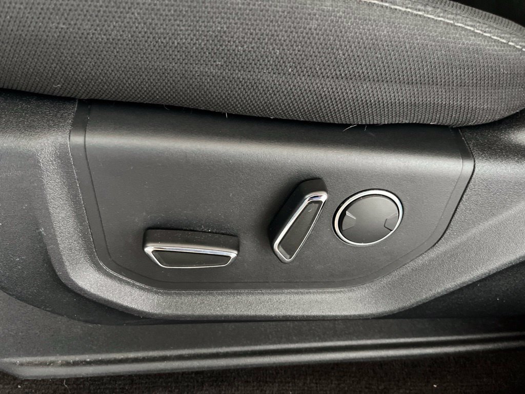Used 2018 Oxford White Ford XLT image 20