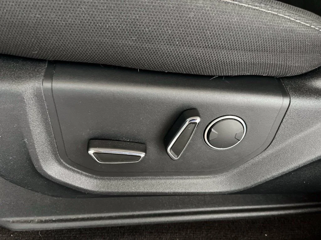 Used 2018 White Ford XLT image 20