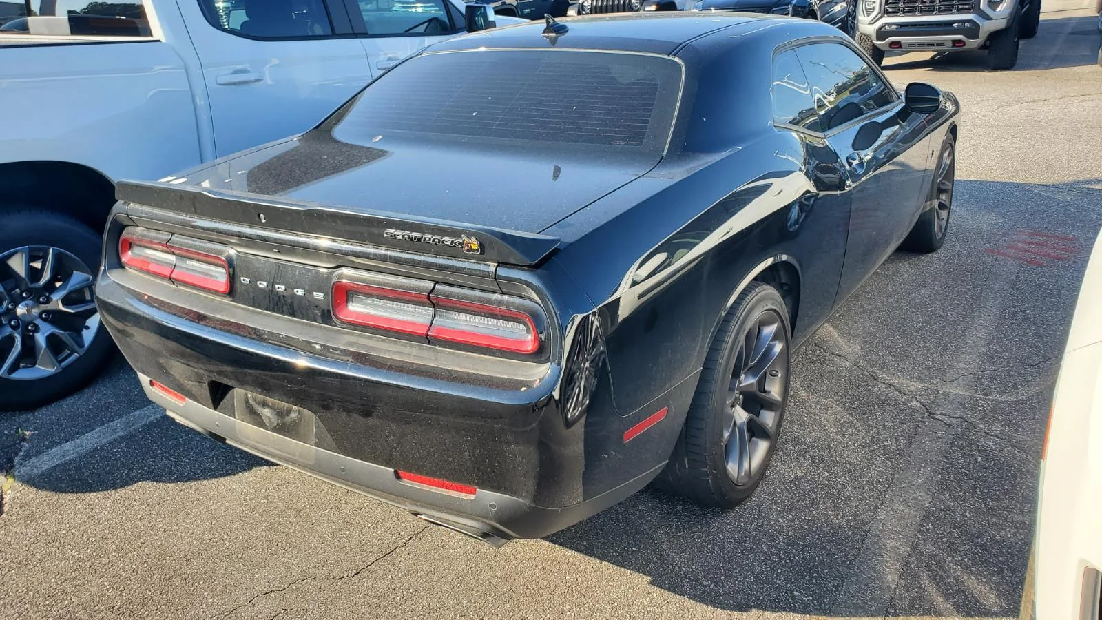 Used 2023 Pitch Black Clearcoat Dodge R/T Scat Pack image 9