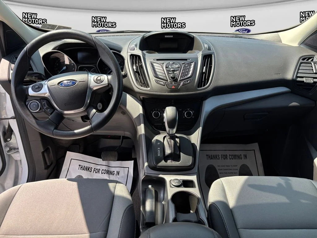 Used 2016 Oxford White Ford SE image 11