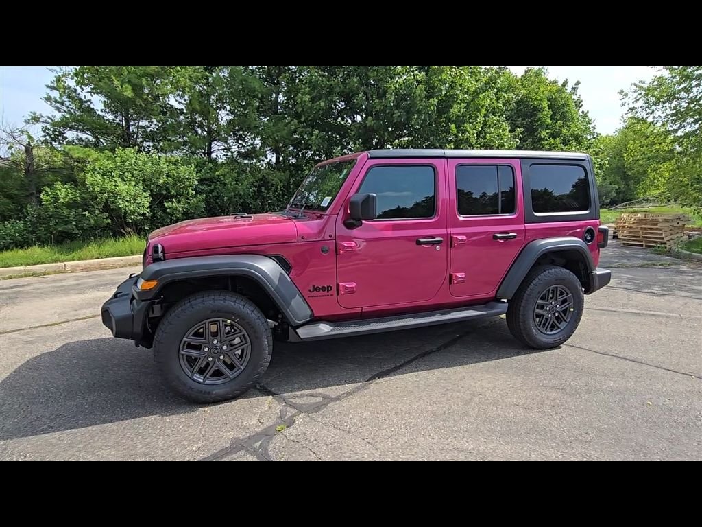 New 2026 Tuscadero Pearl-Coat Exterior Paint Jeep Sport S image 4