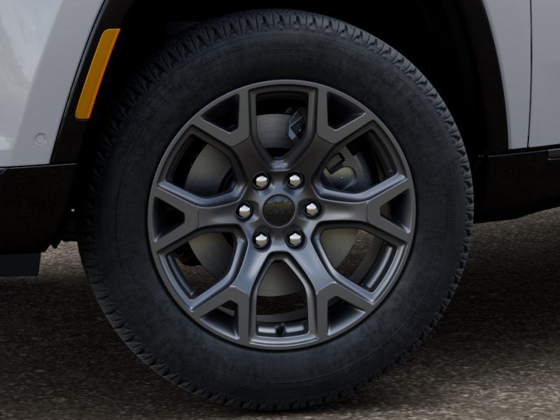 New 2026 Bright White Clear-Coat Exterior Paint Jeep Grand Wagoneer image 4