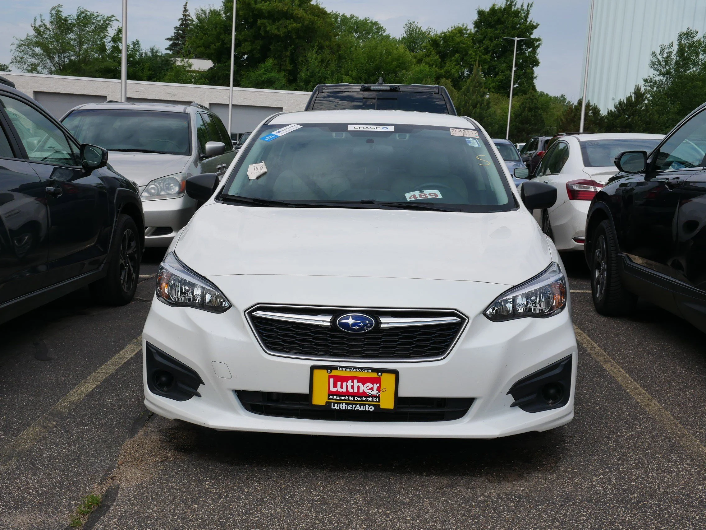 Used 2019 Crystal White Pearl Subaru WGN 2.0I CVT image 2