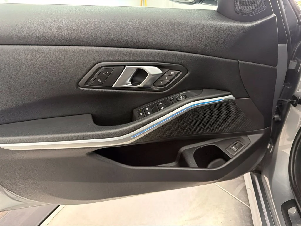 Used 2024 Gray BMW 330i image 13