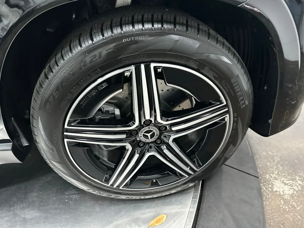 New 2026 Black Mercedes-Benz GLE 450 image 9