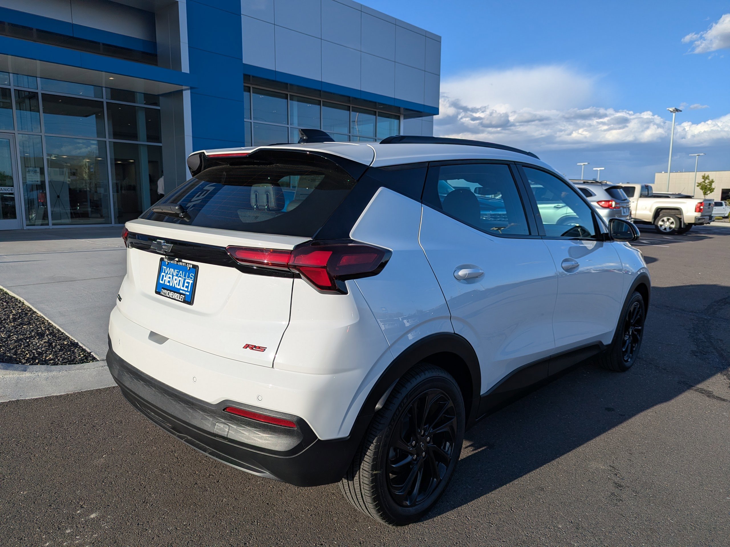 2027 Chevrolet Bolt RS - Photo 27