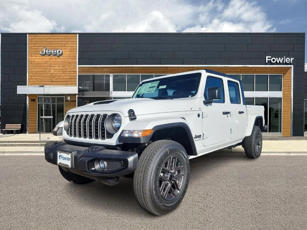 2026 Jeep Gladiator Sport S Auto's photo