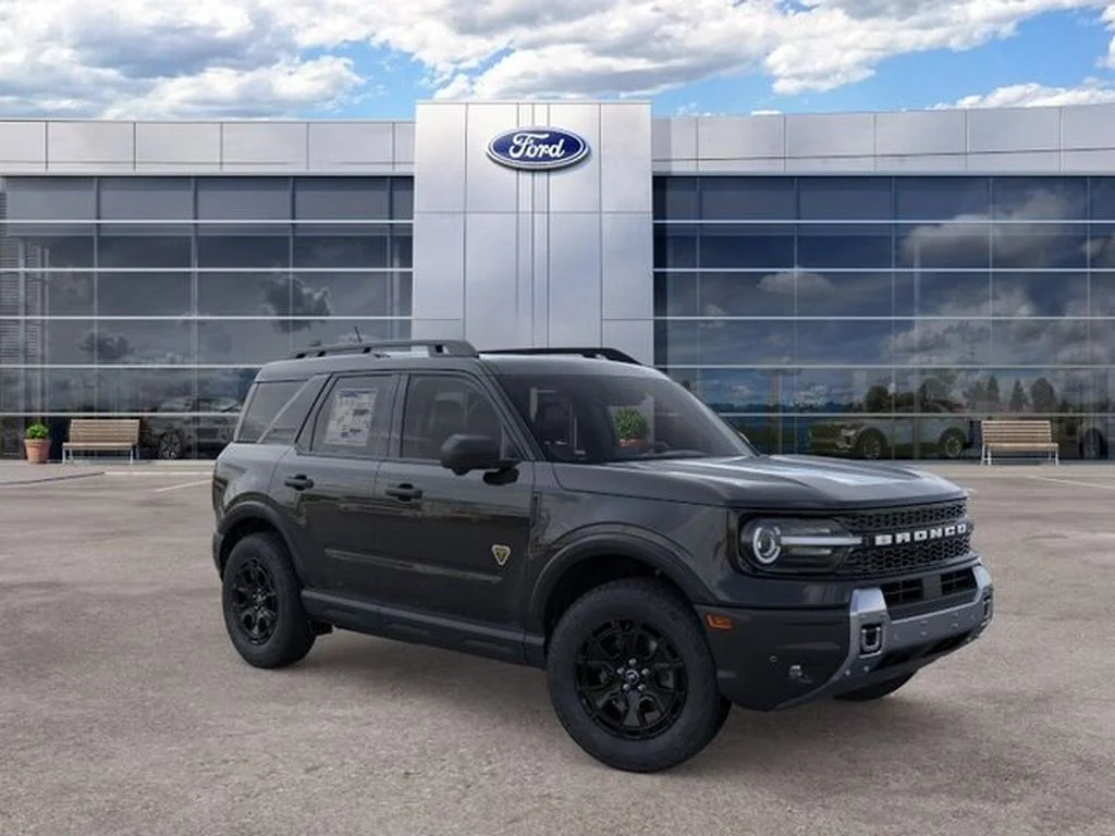 New 2026 Shadow Black Ford Badlands® image 7