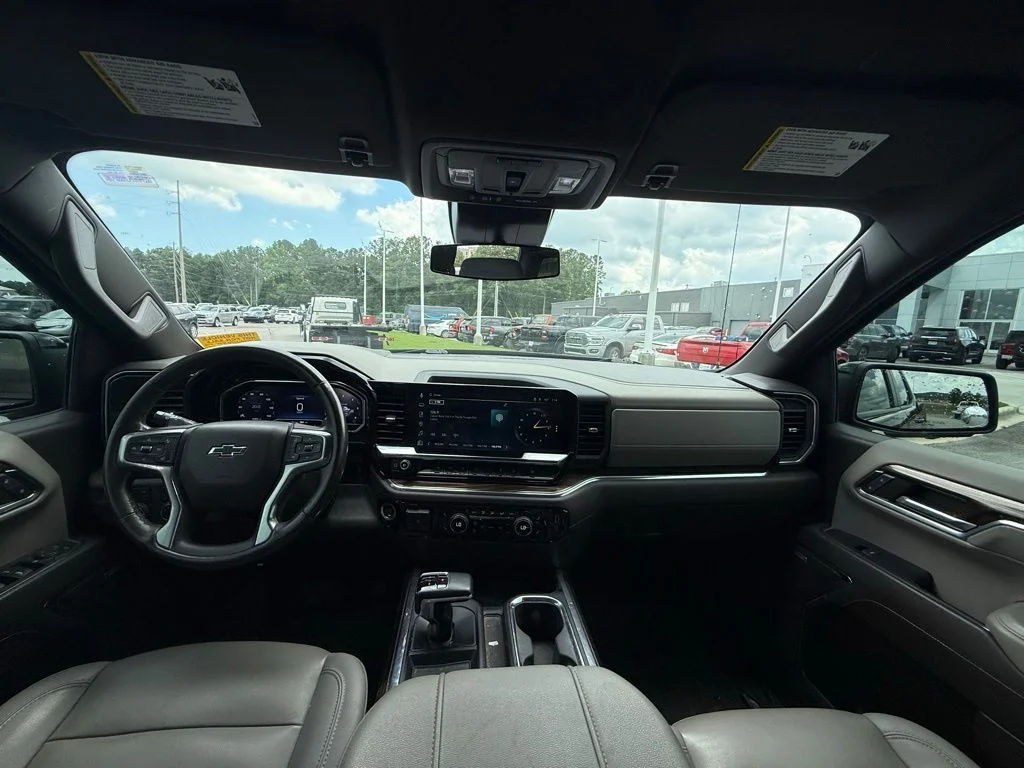 Used 2023 Gray Chevrolet RST image 9