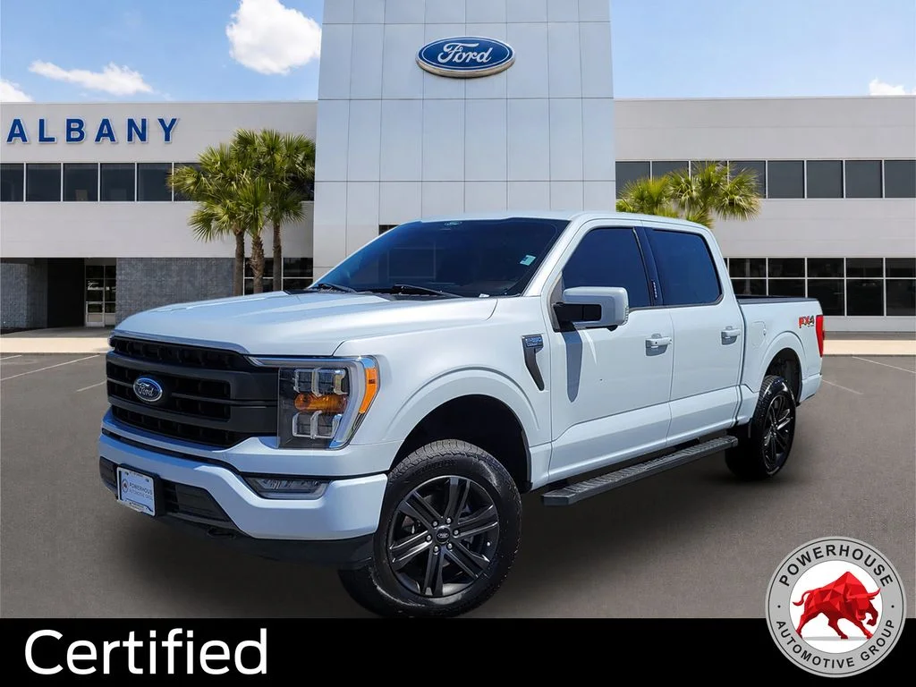 Used 2022 White Ford Lariat image 1