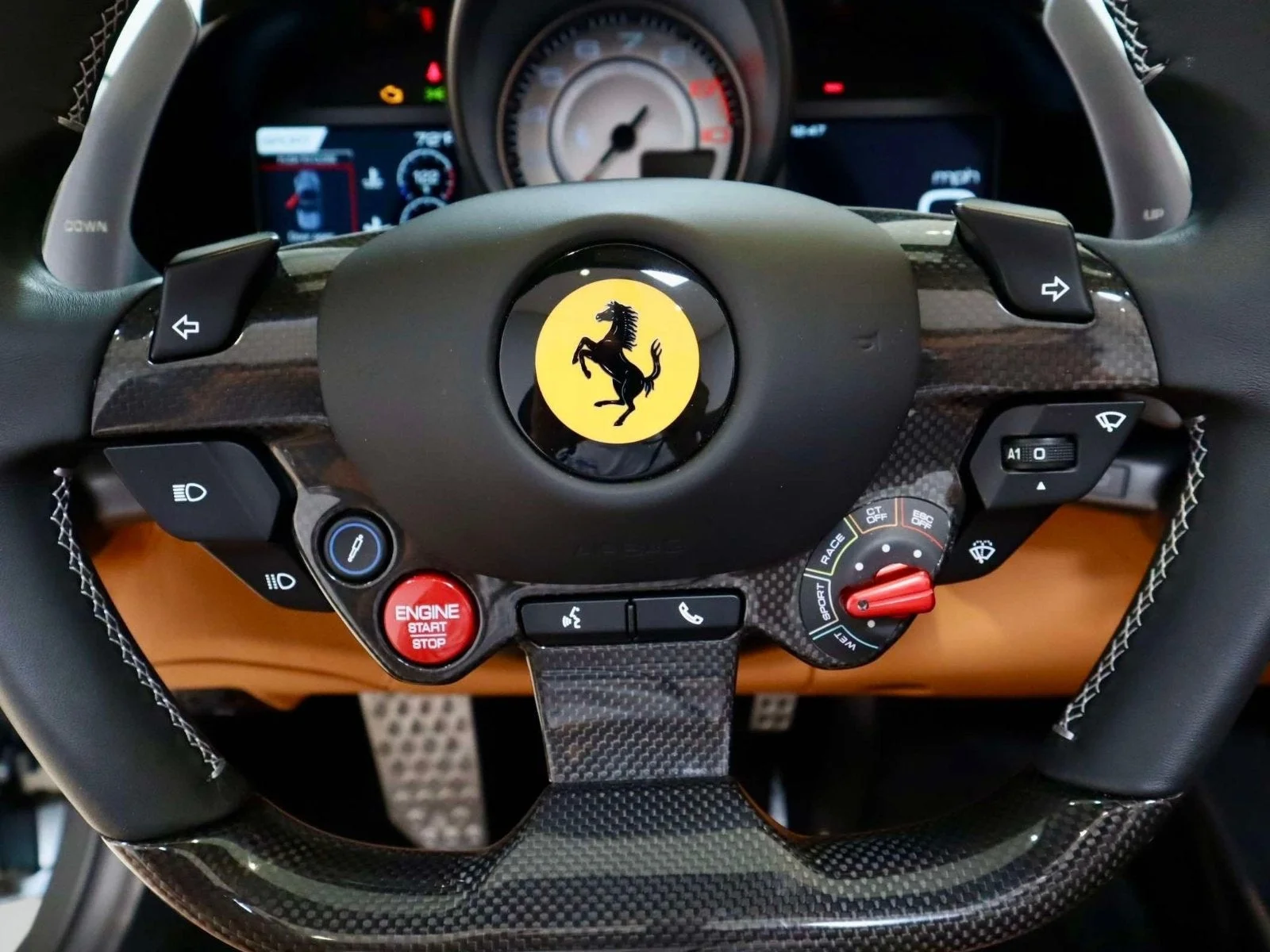 Certified Used 2021 Grigio Titanio Metall Ferrari  image 24
