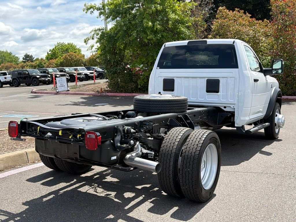 New 2026 Bright White Clearcoat RAM Tradesman image 7