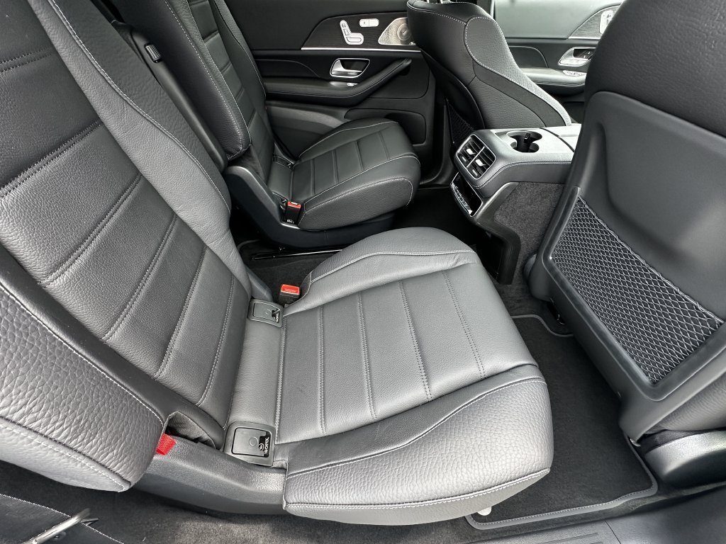 New 2026 MANUFAKTUR Moonlight White Magno Mercedes-Benz GLS 450 image 55