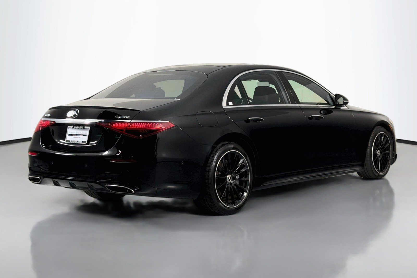 Certified Used 2022 Black Mercedes-Benz S 580 image 13