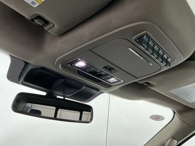 Used 2026 White Metallic Ford Platinum image 26