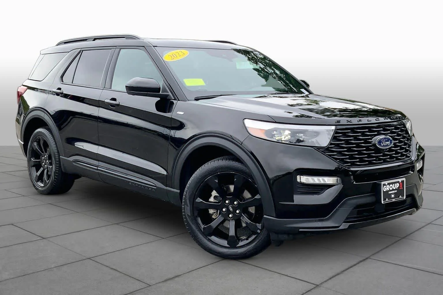 Used 2023 Agate Black Ford ST-Line image 3