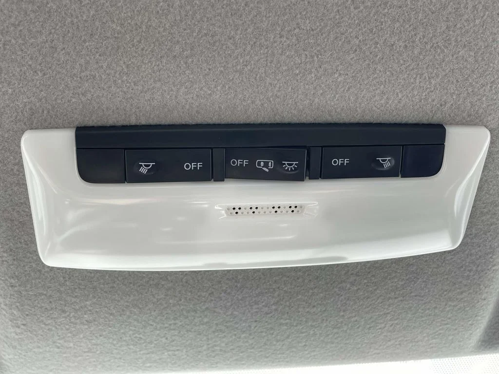 2018 Nissan Kicks SR - Photo 21