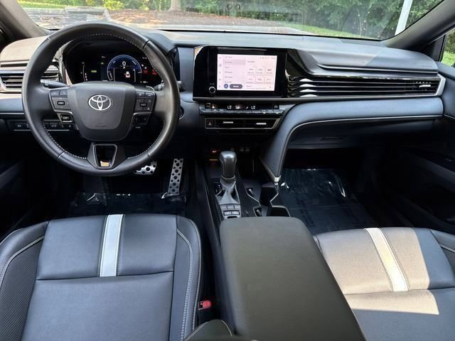 Used 2025 Ice Toyota SE image 79