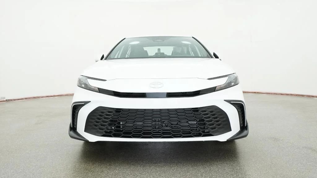 New 2026 Ice Cap Toyota SE image 2