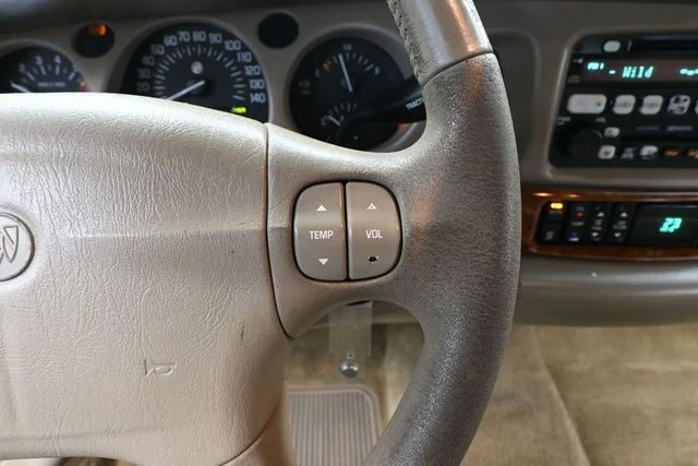2002 Buick LeSabre Limited - Photo 31