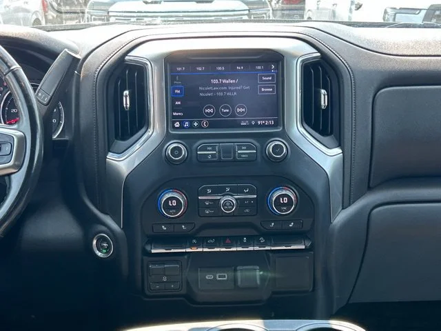 2019 Chevrolet Silverado 1500 RST - Photo 22