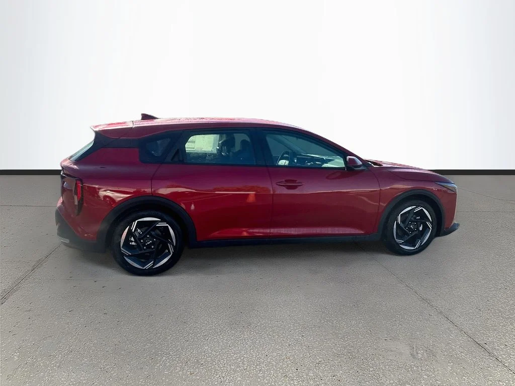 New 2026 Currant Red Kia EX image 8