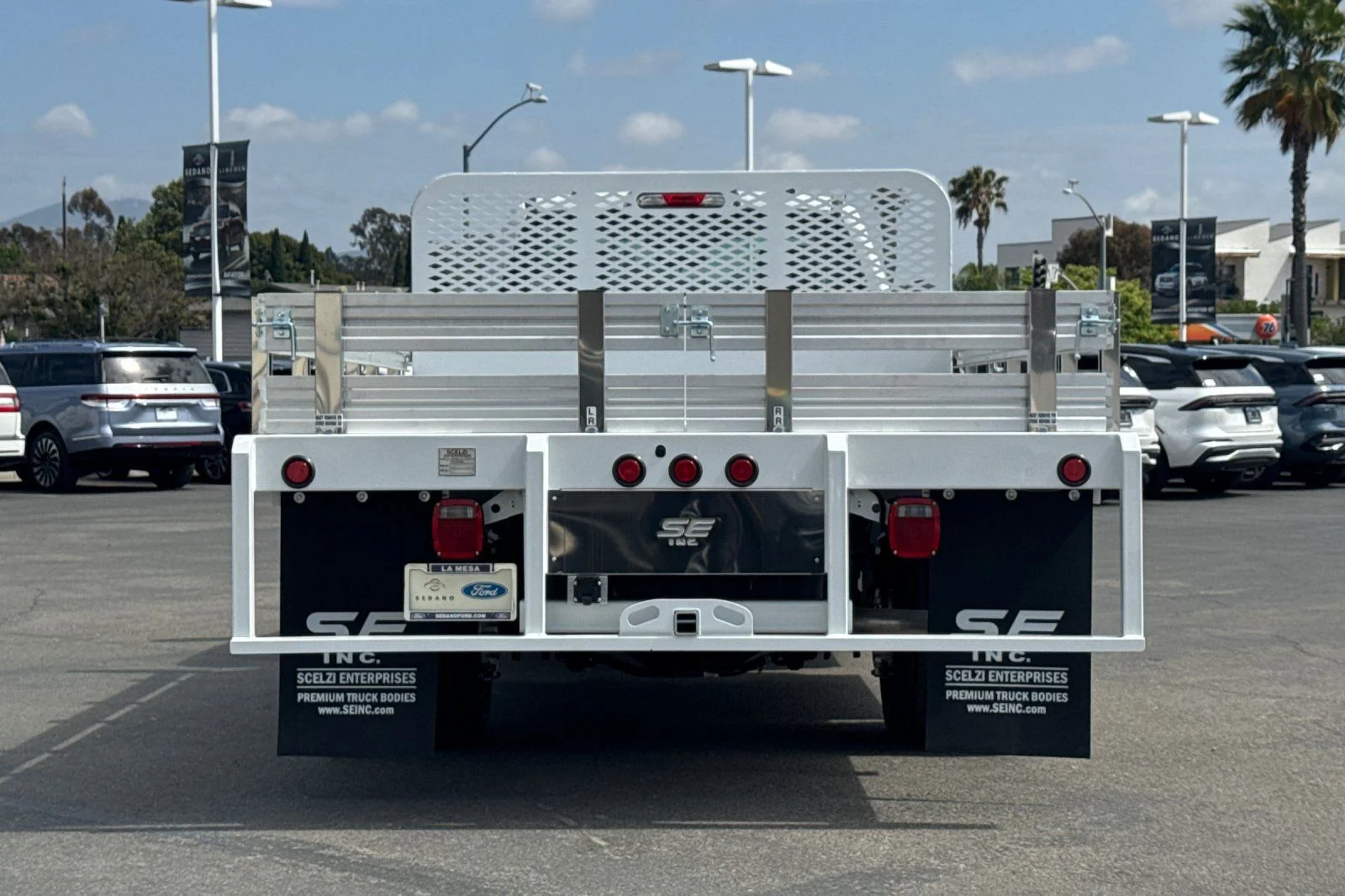 2026 Ford F-600 Super Duty Chassis Cab XL - Photo 4