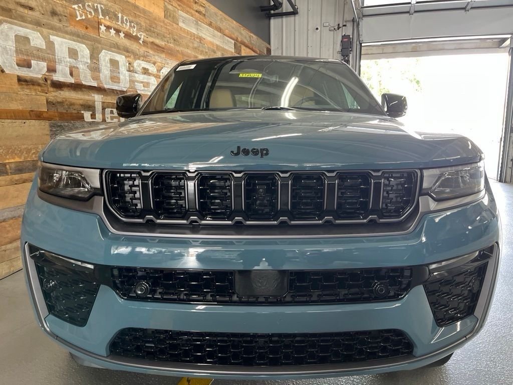 New 2026 Steel Blue Exterior Paint Jeep Summit image 7