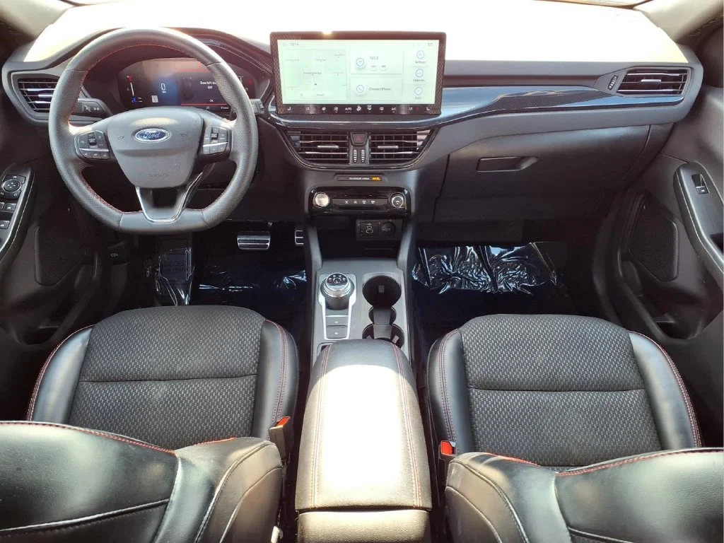 Used 2024 Silver Ford ST-Line image 11