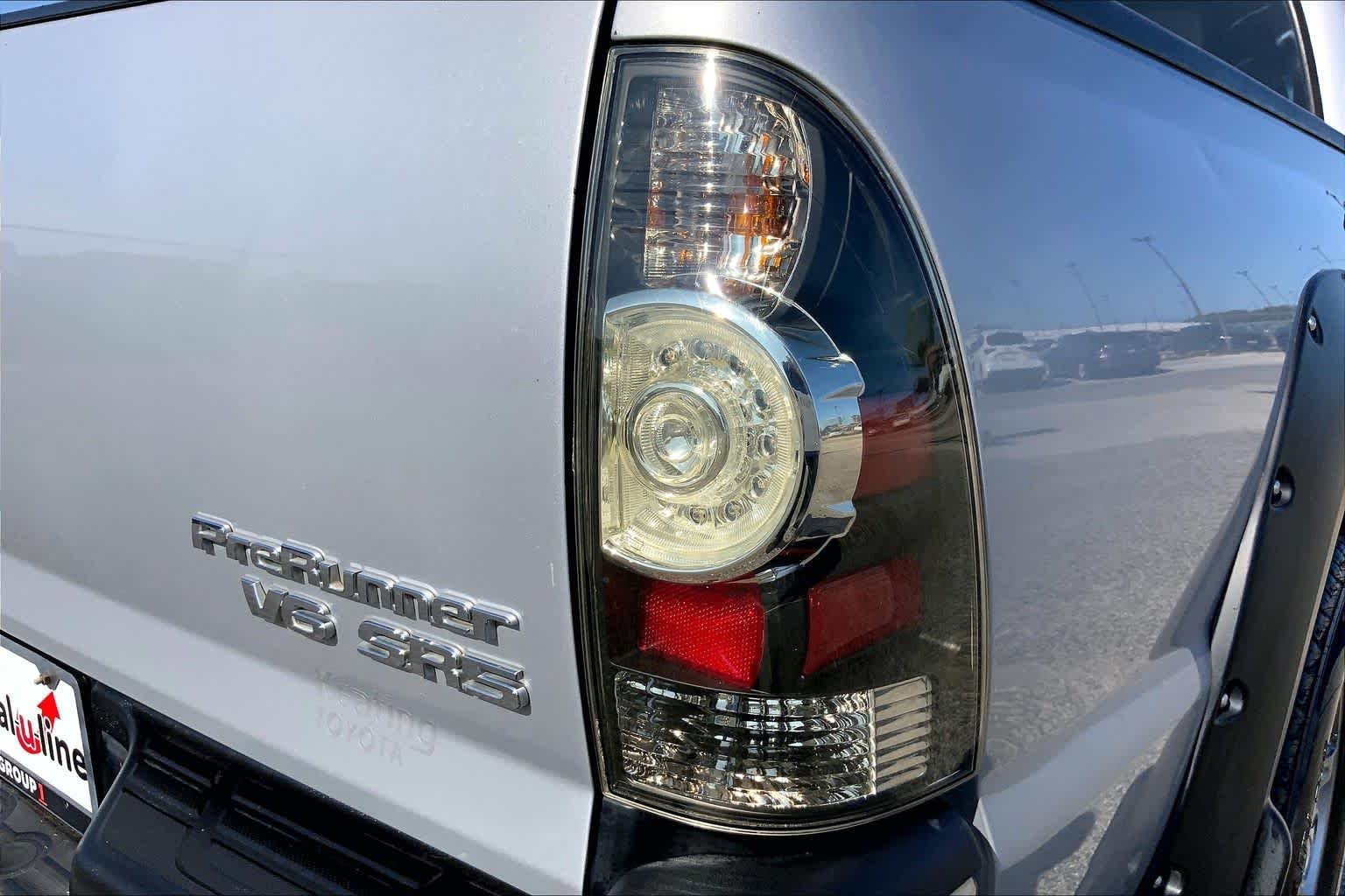 Used 2013 Silver Streak Metallic Toyota PreRunner image 9