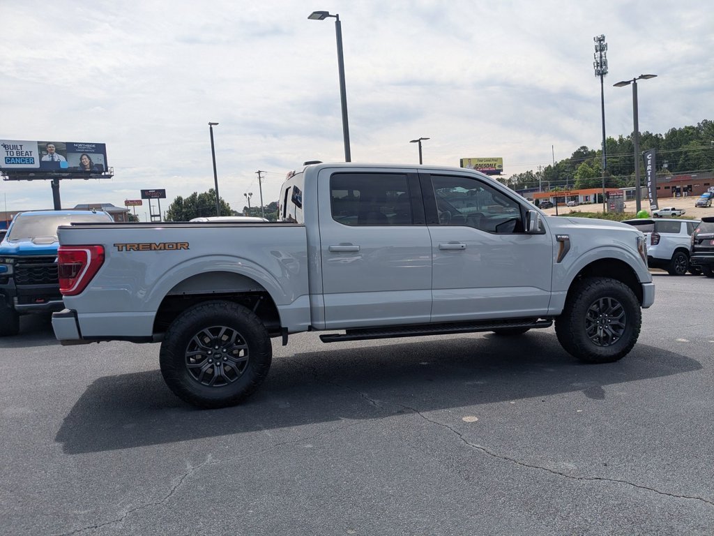 Used 2023  Ford Tremor image 4