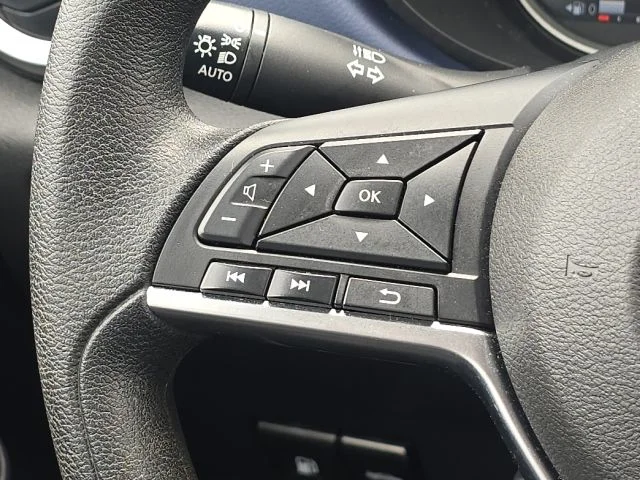 2024 Nissan Versa Sedan SV - Photo 31