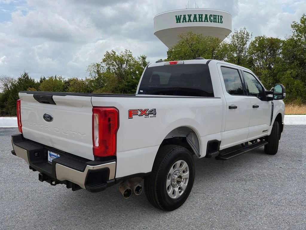 Used 2024 White Ford XLT image 5