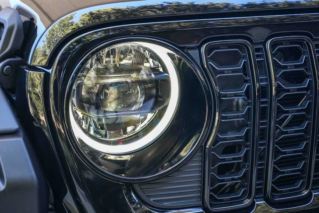 New 2026 Black Clear-Coat Exterior Paint Jeep Willys image 8