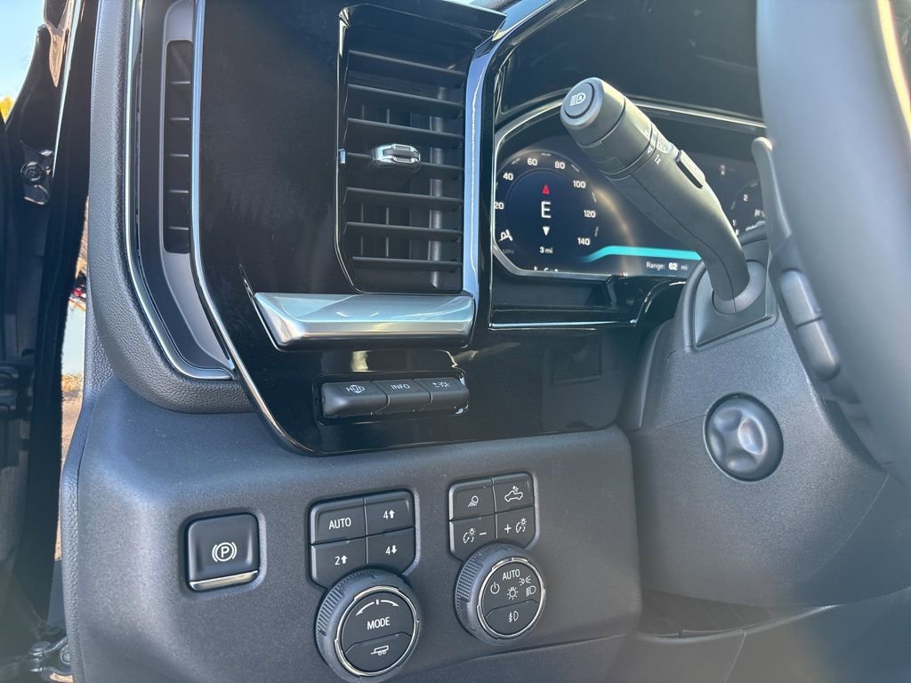 2026 Chevrolet Silverado 1500 LTZ - Photo 9