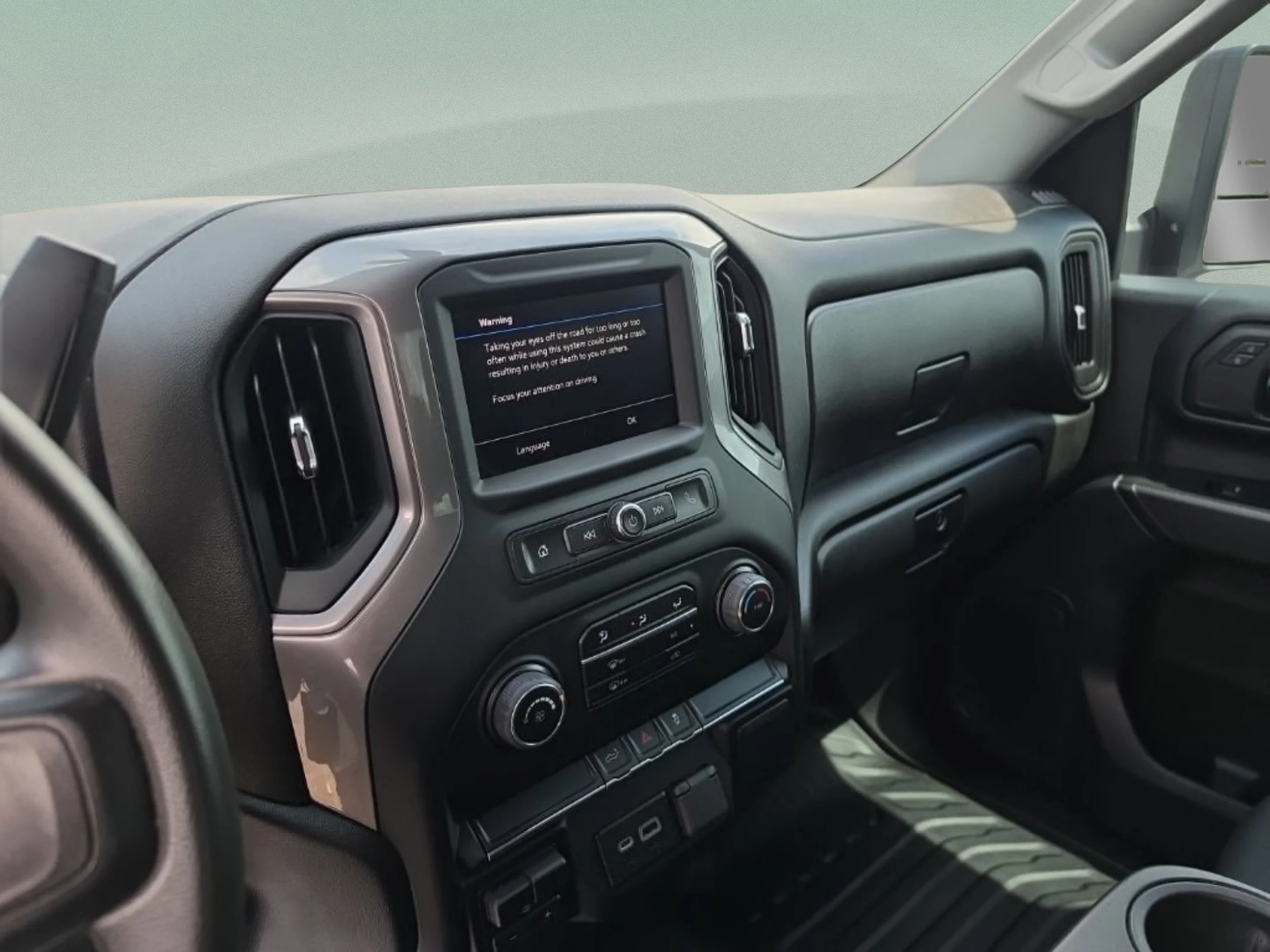 Used 2022 Summit White Chevrolet WT image 16