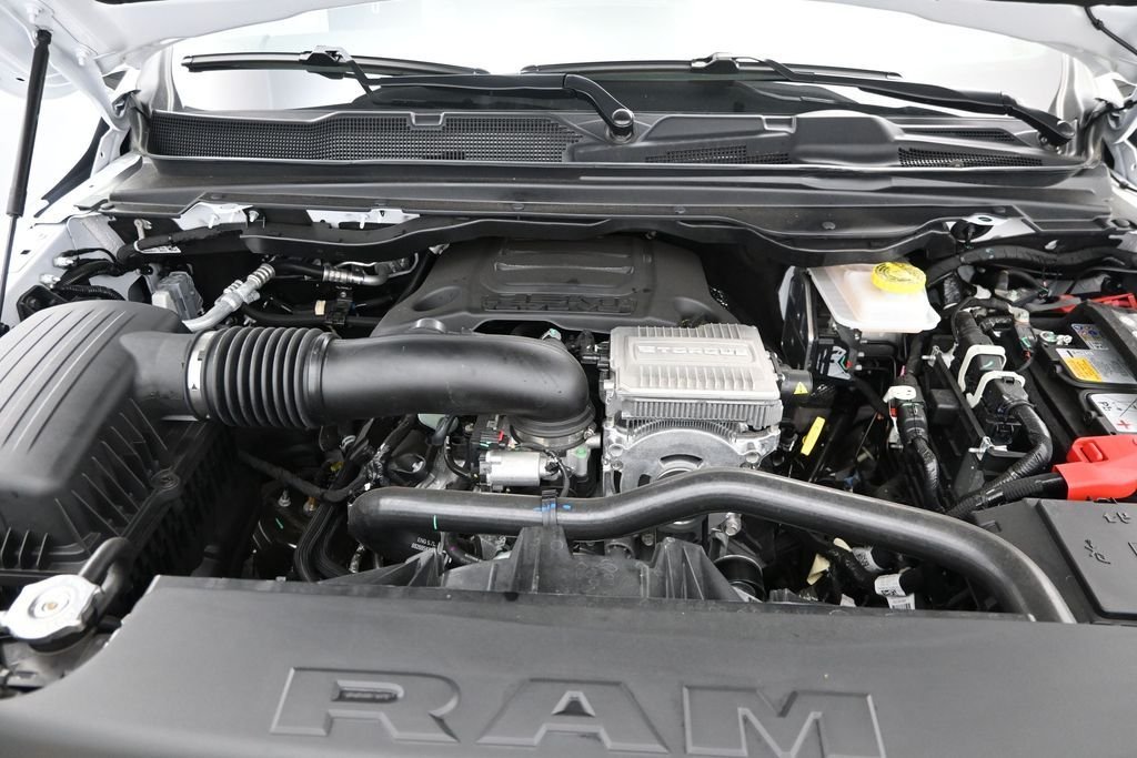 New 2026 Bright White Clear-Coat Exterior Paint RAM Limited image 14