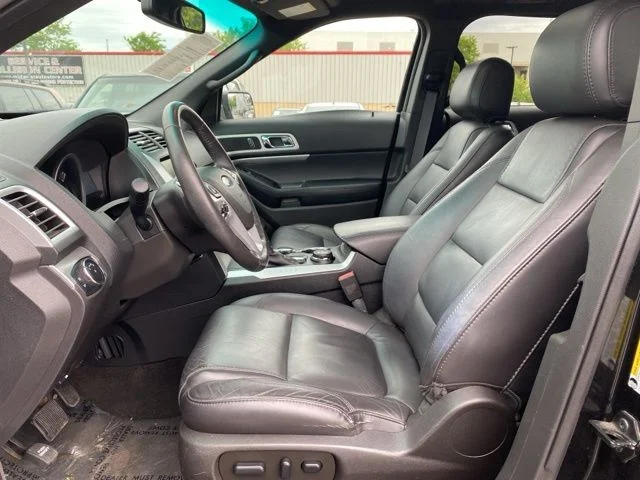 Used 2015 Black Ford XLT image 8