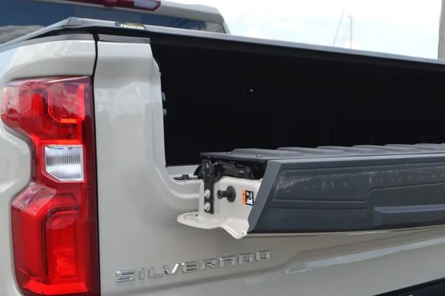 2026 Chevrolet Silverado 1500 RST - Photo 7