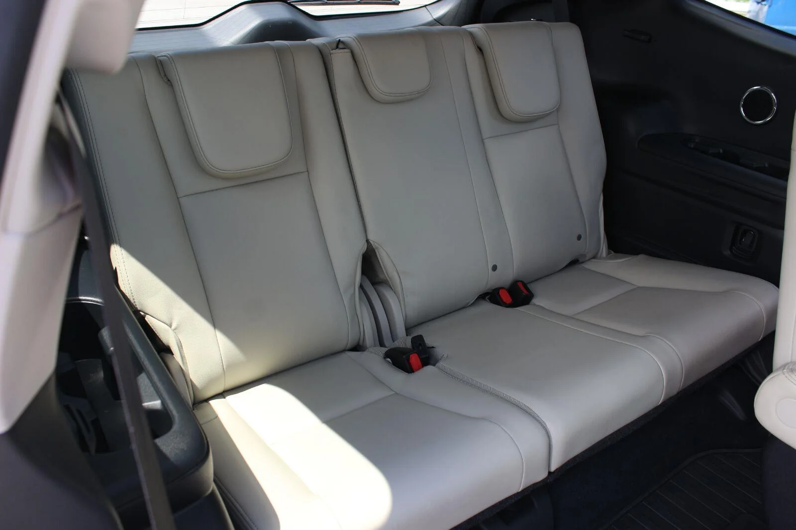 Used 2021 White Subaru Limited image 43