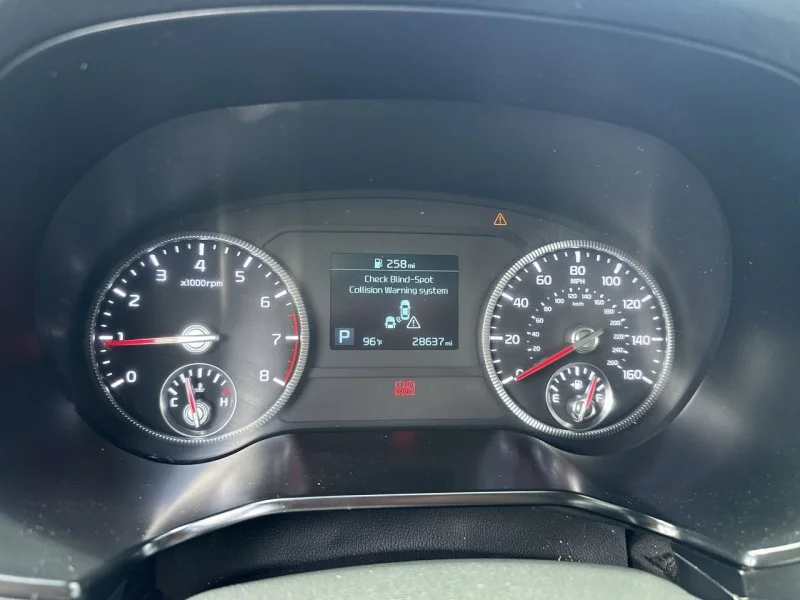 Used 2022 Gravity Grey Kia LX image 23