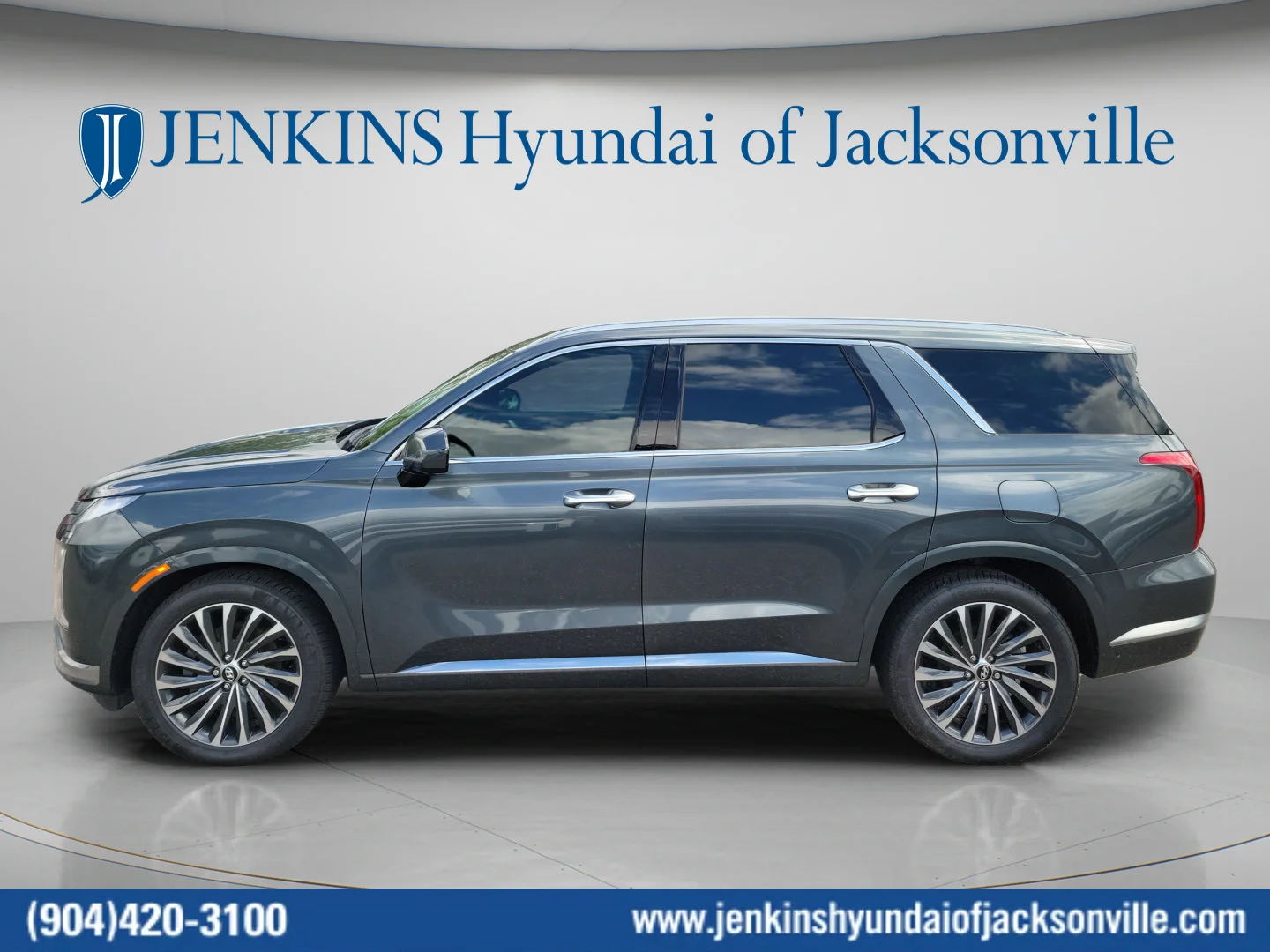 Used 2023 Steel Graphite Hyundai Calligraphy image 6