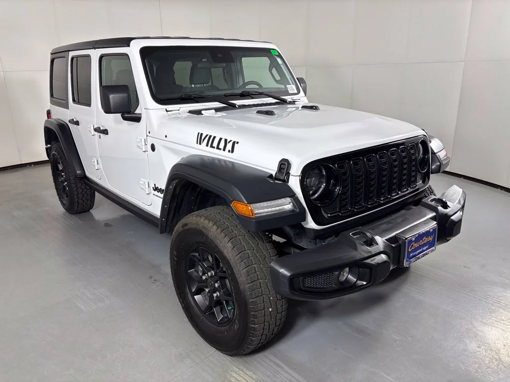 Used 2025 White Jeep Willys image 2