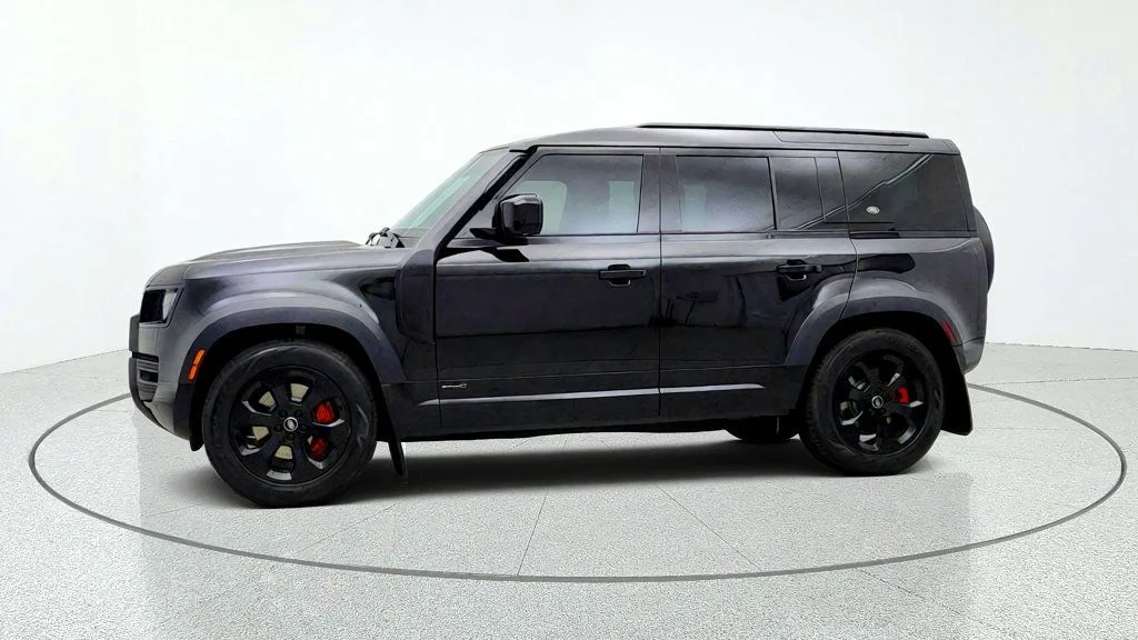 Used 2023 Santorini Black Metallic Land Rover 110 X AWD w/ Explorer Pack, Extended Black Ext. & Towing Pack image 8