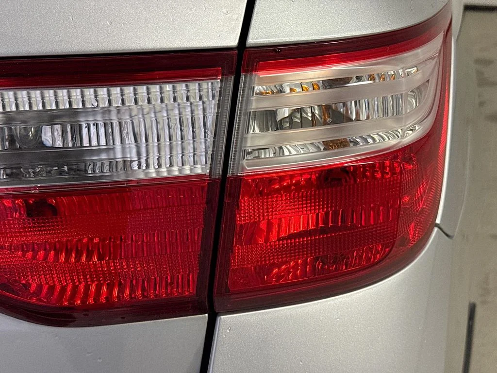 Used 2013 Silver Honda EX-L image 34